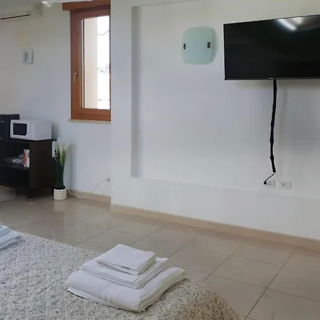 Awesome In With Wifi Apartment *